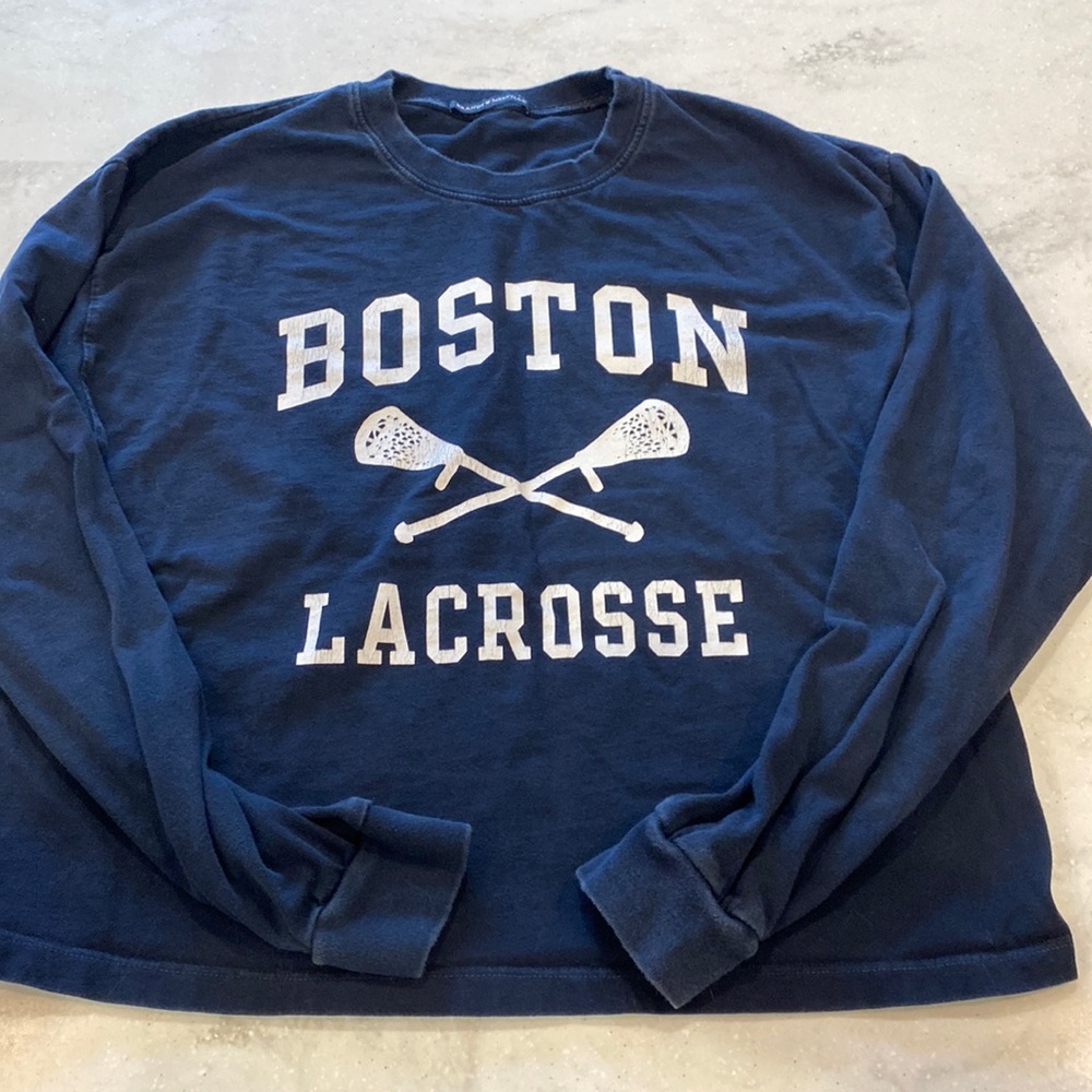 Brandy Melville long sleeve shirt